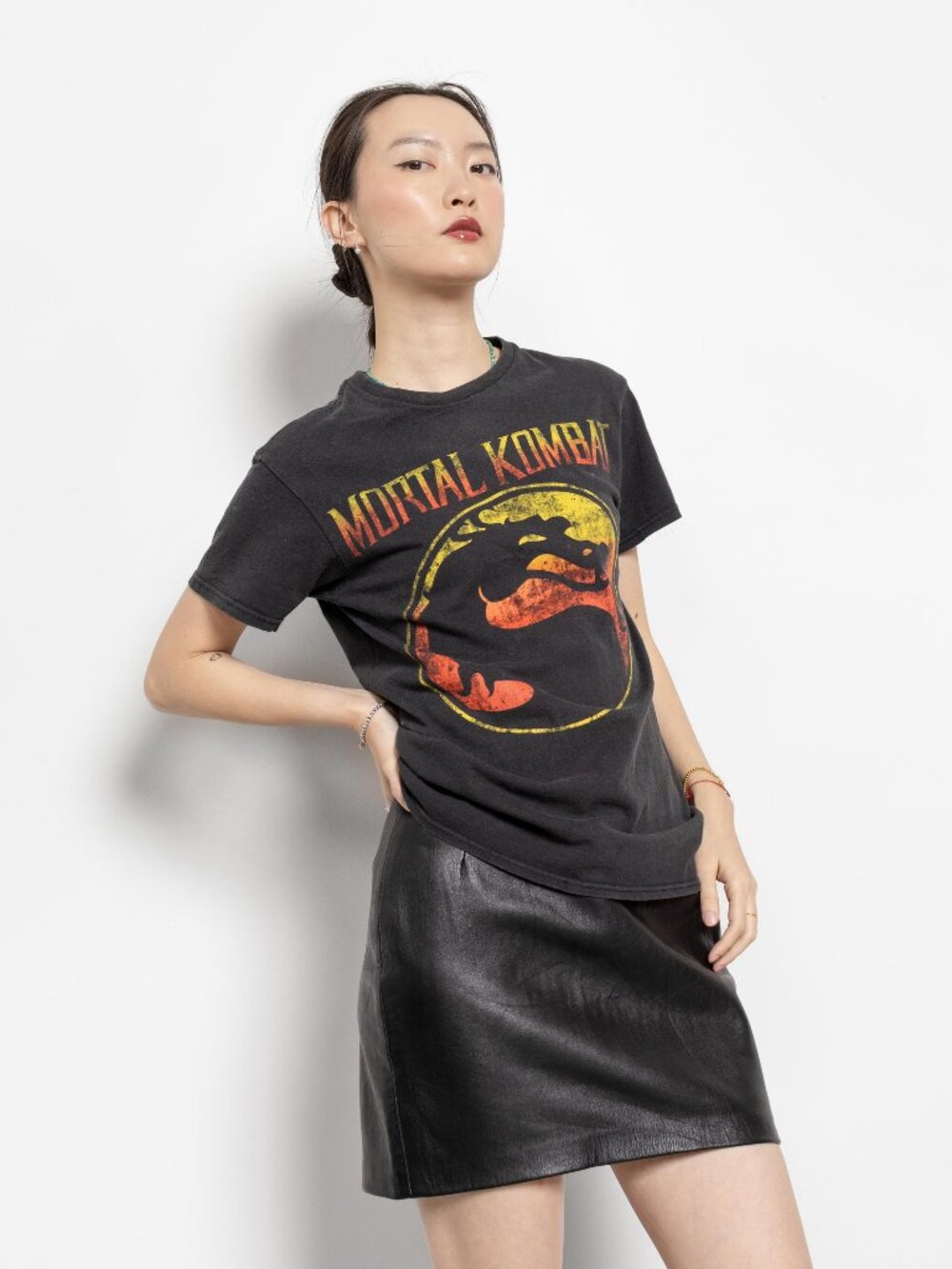 MORTAL KOMBAT TEE Vintage T-Shirt Small Fit Y2K Video Games Official / Small